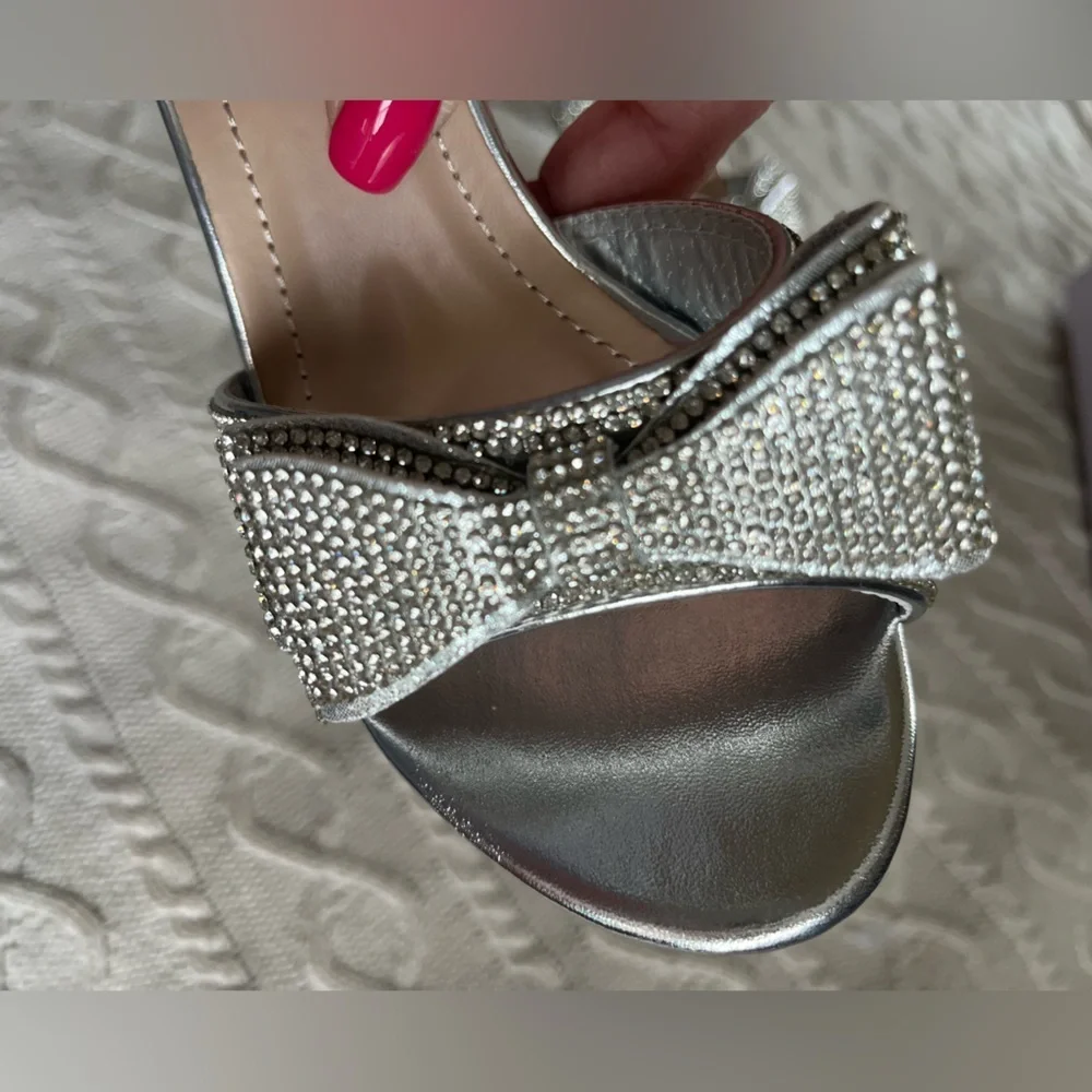 NEW! Top Moda Hannah Crystal Bow Sandal Heel Women’s Size 6.5 - Picture 15 of 16
